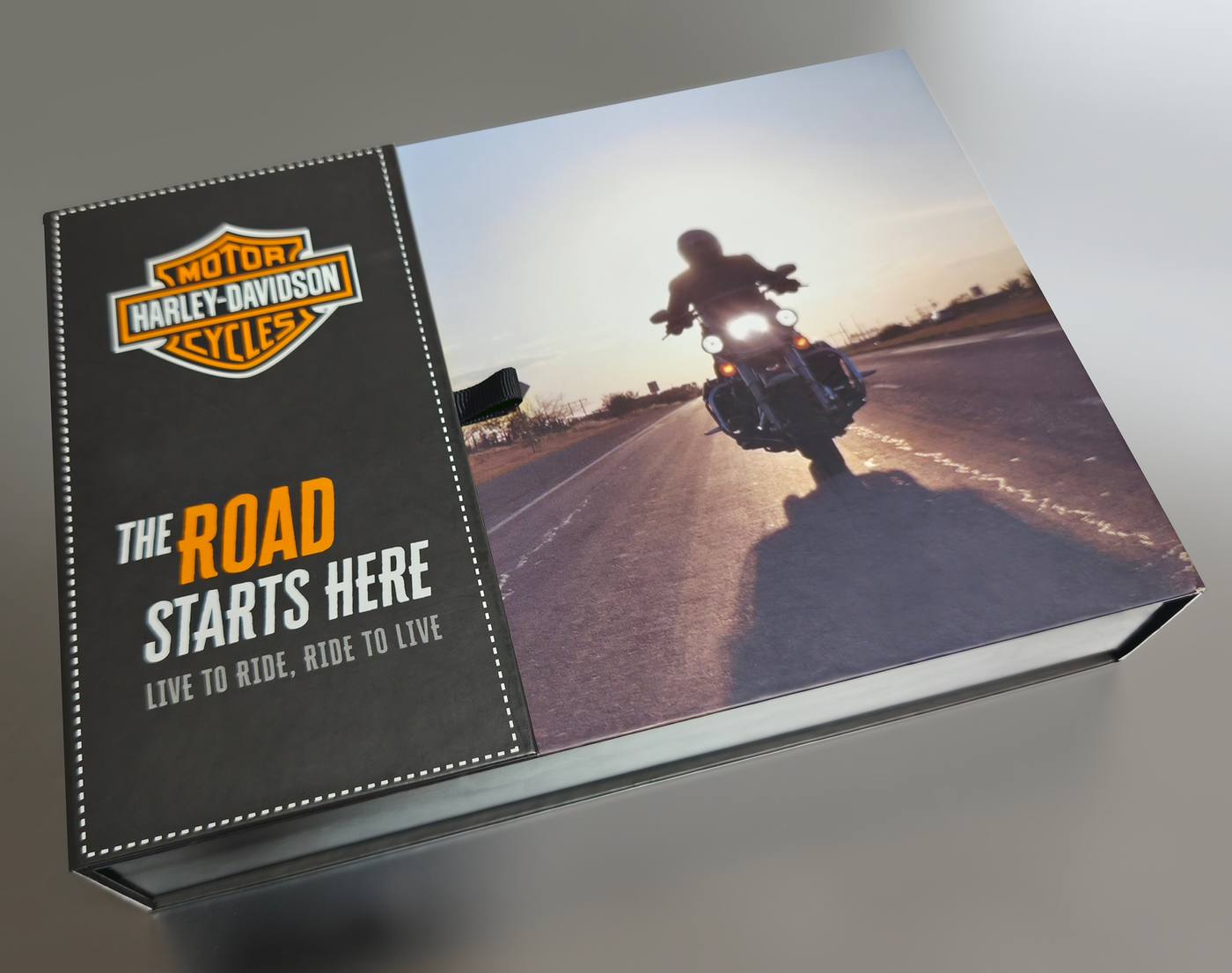 Harley-Davidson Welcome Kit — Experiencia de marca premium